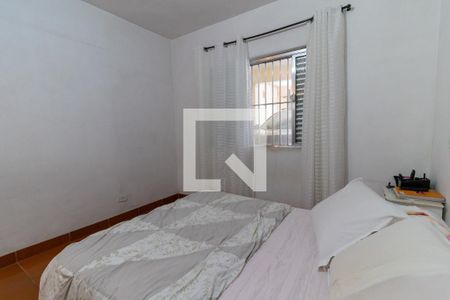 Casa à venda com 300m², 4 quartos e 3 vagas Casa à venda com 300m², 4 quartos e 3 vagasQuarto Suíte 2