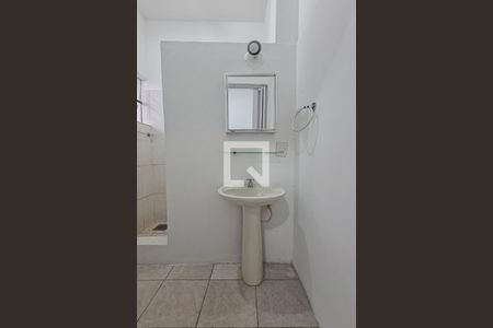 Banheiro de casa para alugar com 1 quarto, 50m² em Madureira, Rio de Janeiro