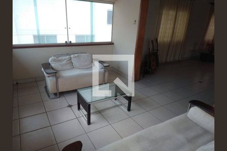 Casa à venda com 5 quartos, 298m² em Planalto, Belo Horizonte