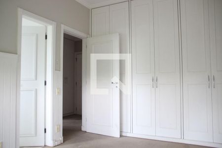 Apartamento à venda com 300m², 4 quartos e 4 vagasQuarto 2