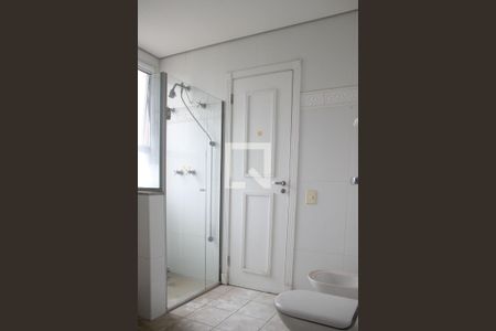 Apartamento à venda com 300m², 4 quartos e 4 vagasbanheiro quarto 1 e 2