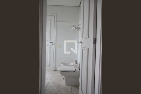 Apartamento à venda com 300m², 4 quartos e 4 vagasbanheiro quarto 1 e 2