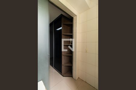 Apartamento à venda com 80m², 3 quartos e 1 vagaÁrea de serviço
