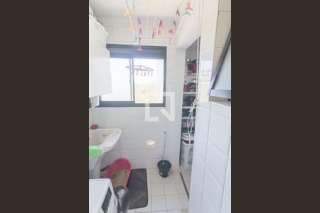 Apartamento à venda com 84m², 3 quartos e 2 vagasLavanderia