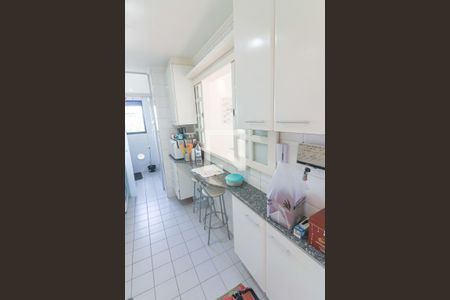 Apartamento à venda com 84m², 3 quartos e 2 vagasCozinha