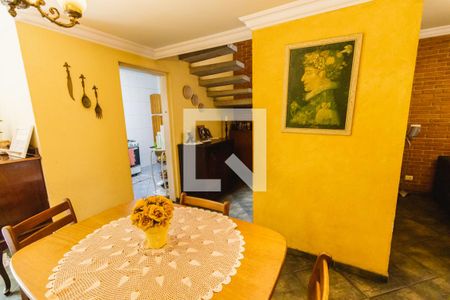 Casa à venda com 280m², 2 quartos e 2 vagasCasa 2 Sala 2