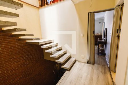 Casa à venda com 280m², 2 quartos e 2 vagasCasa 2 Corredor