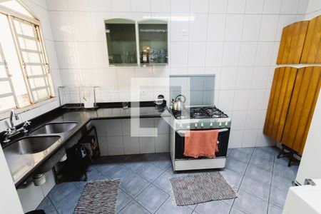 Casa à venda com 280m², 2 quartos e 2 vagasCasa 2 Cozinha