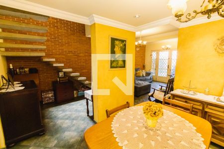 Casa à venda com 280m², 2 quartos e 2 vagasCasa 2 Sala 2