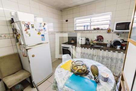 Casa à venda com 280m², 2 quartos e 2 vagasCasa 1 Cozinha