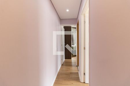 Corredor de apartamento para alugar com 2 quartos, 42m² em Jardim São Savério, São Paulo