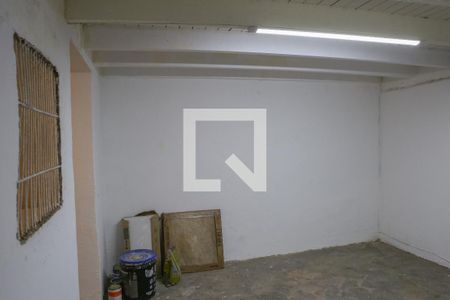 Casa para alugar com 150m², 4 quartos e sem vagaPorão