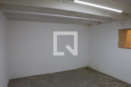 Casa para alugar com 150m², 4 quartos e sem vagaPorão