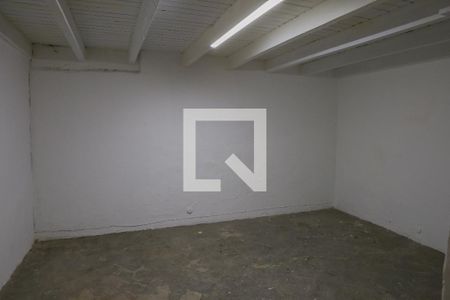 Casa para alugar com 150m², 4 quartos e sem vagaPorão