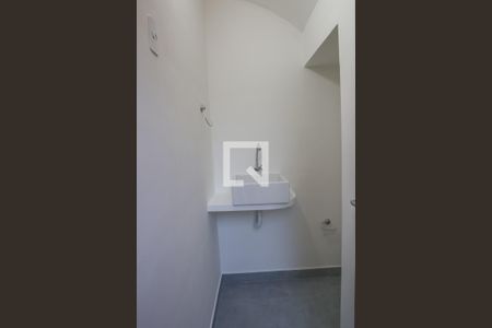 Lavabo de casa para alugar com 4 quartos, 150m² em Perdizes, São Paulo