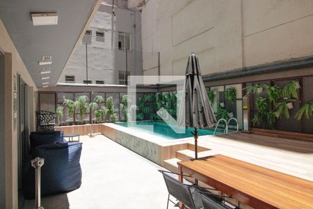 Apartamento para alugar com 40m², 1 quarto e sem vagaÁrea comum - Piscina