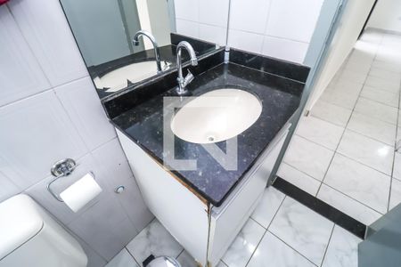 Apartamento à venda com 67m², 2 quartos e 1 vaga Apartamento à venda com 67m², 2 quartos e 1 vagaBanheiro