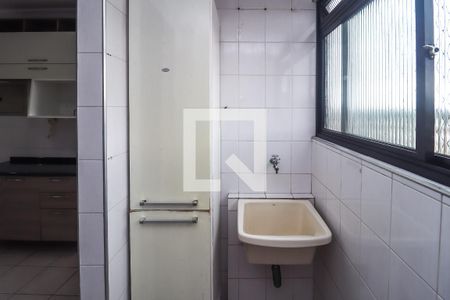 Apartamento à venda com 67m², 2 quartos e 1 vaga Apartamento à venda com 67m², 2 quartos e 1 vagaÁrea de Serviço