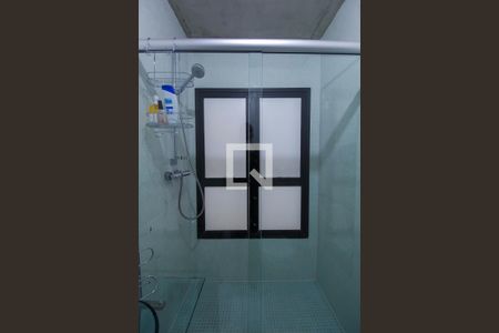 Apartamento à venda com 70m², 1 quarto e 2 vagasBanheiro do Quarto 