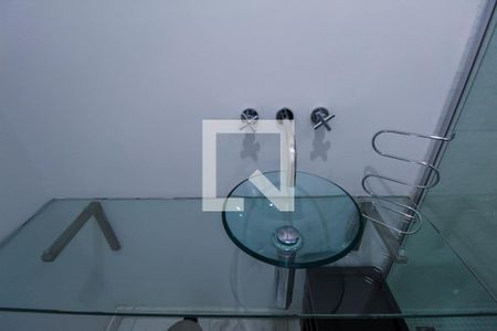 Apartamento à venda com 70m², 1 quarto e 2 vagasBanheiro do Quarto 