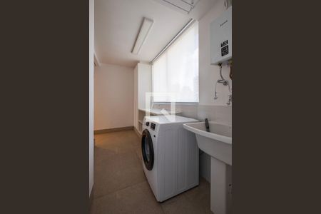 Apartamento à venda com 120m², 2 quartos e 1 vagaÁrea de Serviço