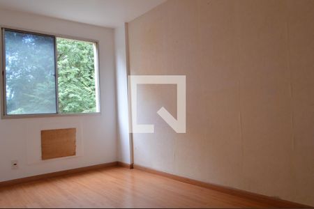 Quarto 1 de apartamento para alugar com 2 quartos, 60m² em Pechincha, Rio de Janeiro
