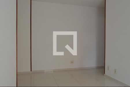 Sala de apartamento para alugar com 2 quartos, 60m² em Pechincha, Rio de Janeiro