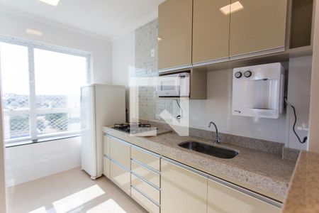 Apartamento para alugar com 52m², 2 quartos e 2 vagas Apartamento para alugar com 52m², 2 quartos e 2 vagasCozinha
