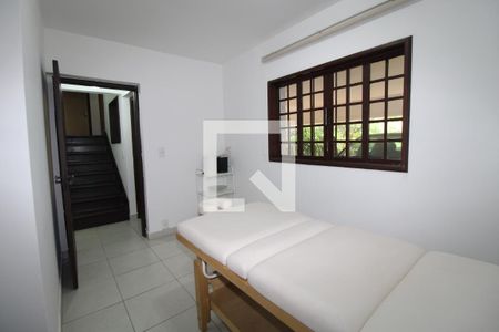 Casa à venda com 500m², 5 quartos e 3 vagasQuarto de Serviço 1