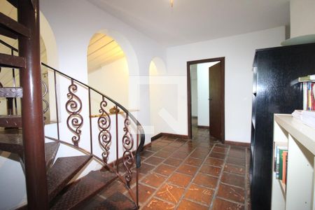 Casa à venda com 500m², 5 quartos e 3 vagasHall