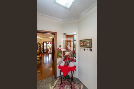 Casa à venda com 300m², 4 quartos e 4 vagasHall de Entrada