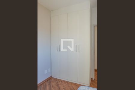 Apartamento à venda com 81m², 3 quartos e 1 vagaQuarto 2