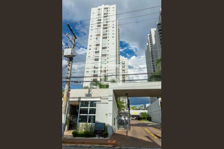 Apartamento à venda com 81m², 3 quartos e 1 vagaFachada e portaria