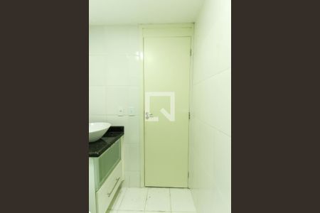 Apartamento para alugar com 40m², 2 quartos e 1 vaga Apartamento para alugar com 40m², 2 quartos e 1 vagaBanheiro