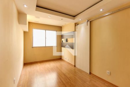 Sala de apartamento para alugar com 2 quartos, 40m² em Vila Virgínia, Itaquaquecetuba
