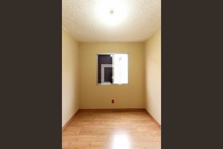 Quarto 1 de apartamento para alugar com 2 quartos, 40m² em Vila Virgínia, Itaquaquecetuba