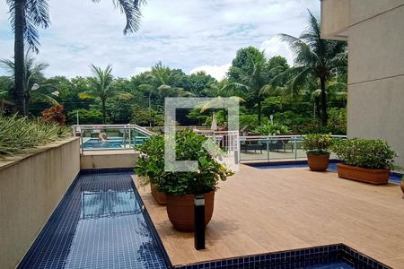 Apartamento à venda com 63m², 2 quartos e 1 vaga Apartamento à venda com 63m², 2 quartos e 1 vagaÁrea comum - Piscina