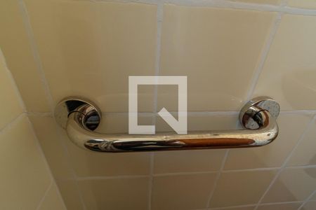 Apartamento à venda com 58m², 2 quartos e 1 vagaDetalhe Banheiro Área de Serviço