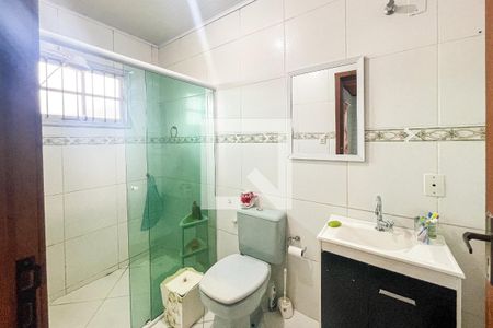 Casa à venda com 165m², 2 quartos e 2 vagasBanheiro 2
