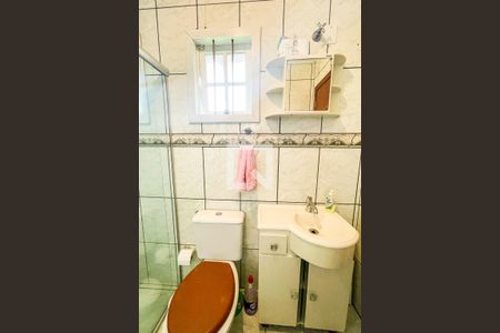 Casa à venda com 165m², 2 quartos e 2 vagasBanheiro