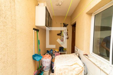 Casa de condomínio à venda com 88m², 3 quartos e 1 vagaÁrea de Serviço