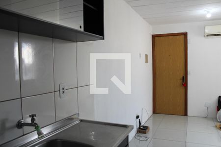 Sala /cozinha de apartamento para alugar com 2 quartos, 40m² em Mato Grande, Canoas