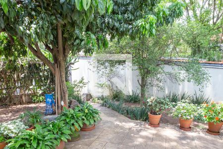 Vista da Sala de casa para alugar com 4 quartos, 433m² em Alto da Lapa, São Paulo