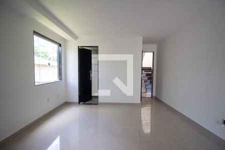 Casa de condomínio à venda com 240m², 6 quartos e 3 vagas Casa de condomínio à venda com 240m², 6 quartos e 3 vagasSuíte 2