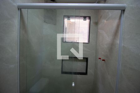 Casa de condomínio à venda com 240m², 6 quartos e 3 vagas Casa de condomínio à venda com 240m², 6 quartos e 3 vagasBanheiro da Suíte 1