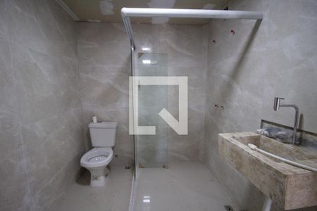 Casa de condomínio à venda com 240m², 6 quartos e 3 vagas Casa de condomínio à venda com 240m², 6 quartos e 3 vagasBanheiro da Suíte 5 e 6