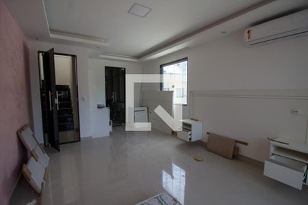 Casa de condomínio à venda com 240m², 6 quartos e 3 vagas Casa de condomínio à venda com 240m², 6 quartos e 3 vagasSuíte 3