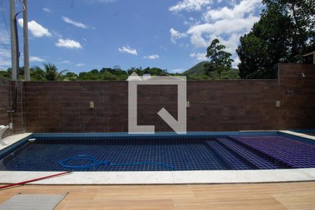 Casa de condomínio à venda com 240m², 6 quartos e 3 vagas Casa de condomínio à venda com 240m², 6 quartos e 3 vagasPiscina