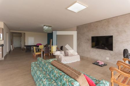 Sala de casa de condomínio para alugar com 4 quartos, 554m² em Jardim Nova Europa, Campinas