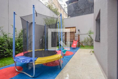 Apartamento para alugar com 28m², 1 quarto e sem vaga Apartamento para alugar com 28m², 1 quarto e sem vagaÁrea comum - Playground